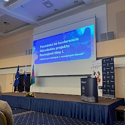 Foto - Konferencia „ÚSPECHY NÁRODNÉHO PROJEKTU ROZVOJOVÉ TÍMY I.“