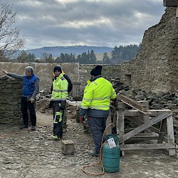 Foto - Projekt „Ľudia a hrady“ podporuje pracovnú integráciu