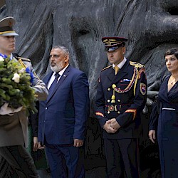Foto - PAMÄTNÝ DEŇ RÓMSKEHO HOLOKAUSTU. NA BISTERAS / NEZABÚDAME!