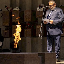 Foto - PAMÄTNÝ DEŇ RÓMSKEHO HOLOKAUSTU. NA BISTERAS / NEZABÚDAME!