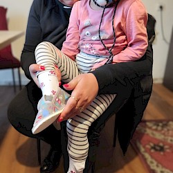 Foto - Darovanie papučiek pre najmenších ♥