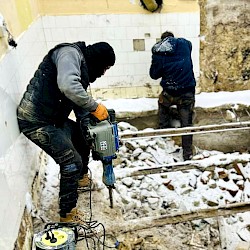 Foto - Jasov: požičovňa náradia zlepšuje podmienky bývania a rozširuje príležitosti pre obyvateľov