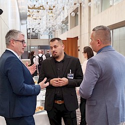 Foto - Vysporiadanie pozemkov. Cesta k dôstojnej zmene.