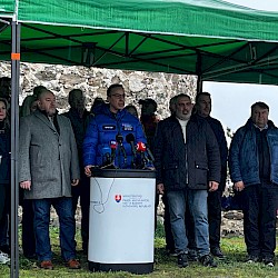 Foto - Projekt „Ľudia a hrady“ pokračuje.