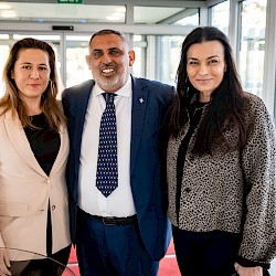 Foto - 8. apríl - Medzinárodný deň Rómov / International Roma Day / Maškar themutno romano d'ives