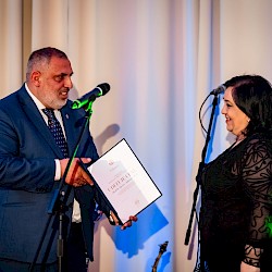 Foto - 8. apríl - Medzinárodný deň Rómov / International Roma Day / Maškar themutno romano d'ives
