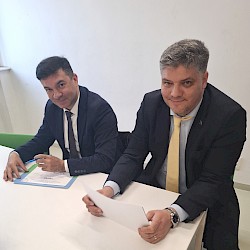 Foto - ÚSVRK podporil celoslovenskú súťaž v umeleckom prednese poézie a prózy v rómskom jazyku Amari romaňi čhib – Naša rómčina