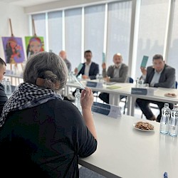 Foto - Úspešné a obsažné zasadnutie Rady splnomocnenca vlády Slovenskej republiky pre rómske komunity pre mimovládne neziskové organizácie na ÚSVRK