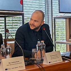 Foto - Záverečná konferencia k infraštruktúrnym investíciám Komponentu 6 a Komponentu 7 Plánu obnovy a odolnosti