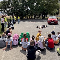 Foto - Slovenská delegácia pod vedením Úradu splnomocnenca vlády SR pre rómske komunity absolvovala odborný deň školského ošetrovateľstva v Maďarsku