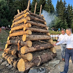 Foto - Splnomocnenec vlády SR pre rómske komunity sa zúčastnil osláv zvrchovanosti Slovenskej republiky v Šumiaci