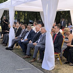 Foto - NA BISTERAS. NEZABÚDAME. Pamätný deň rómskeho holokaustu v Dunajskej Strede.
