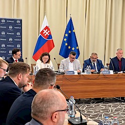 Foto - Rada vlády SR pre inklúziu marginalizovaných rómskych komunít začala činnosť: cieľom je účinnejšia koordinácia verejných politík a zdrojov na začlenenie Rómov
