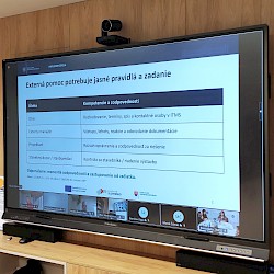 Foto - Od správnej realizácie projektov k lepším podmienkam na život v obciach. Odborníci Úradu vlády SR pomáhajú samosprávam predchádzať chybám pri realizácii projektov z Programu Slovensko.