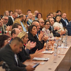 Foto - Tisíce ľudí získali prácu či pomoc pri bývaní. Rozvojové tímy zároveň otvárajú obciam cestu k investíciám